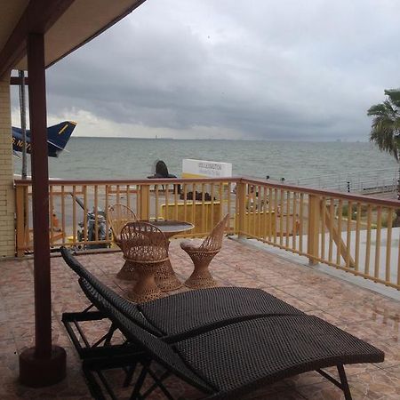 Capri Beach Hotel คอร์ปัสคริสตี ภายนอก รูปภาพ