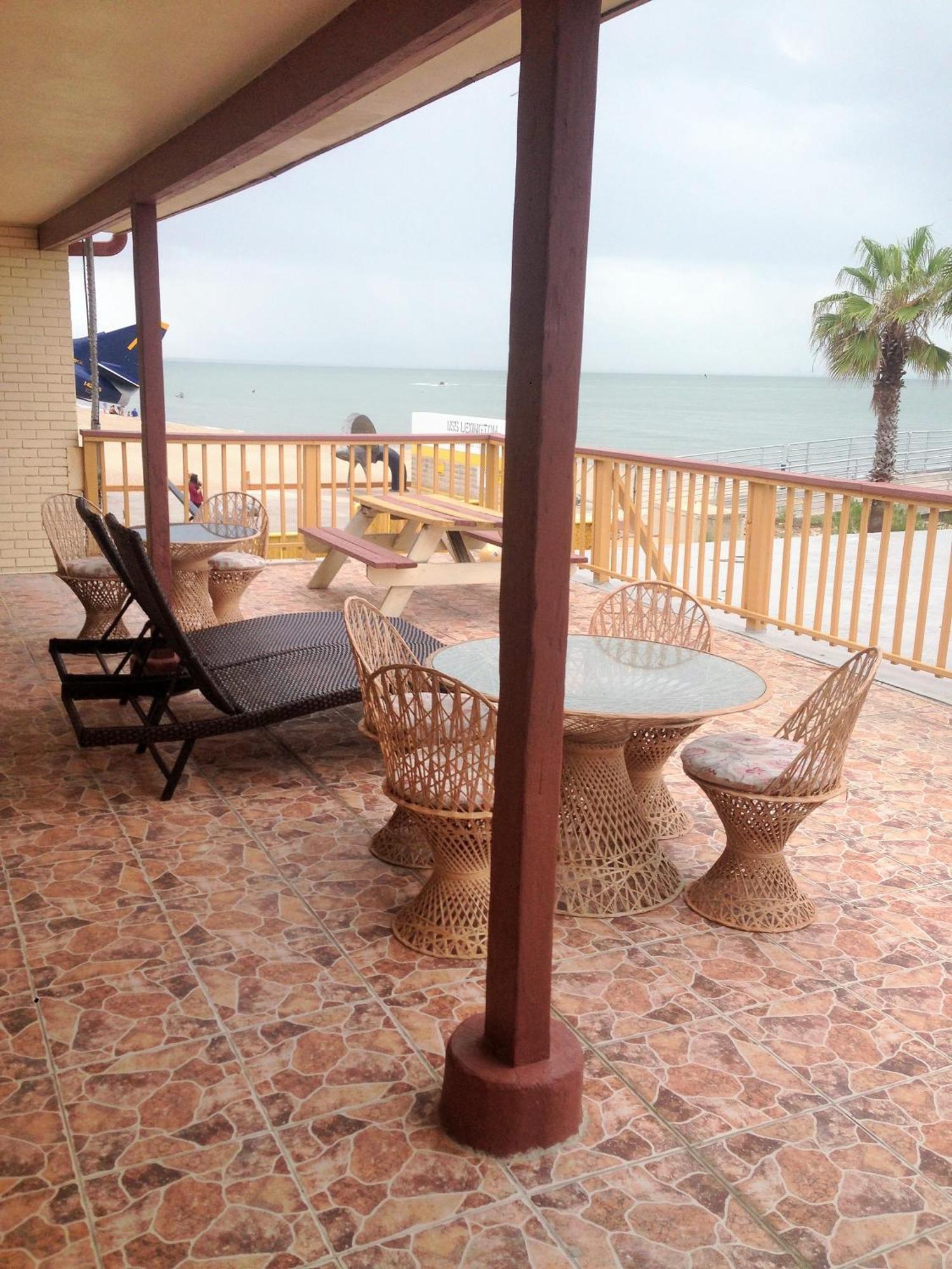 Capri Beach Hotel คอร์ปัสคริสตี ภายนอก รูปภาพ