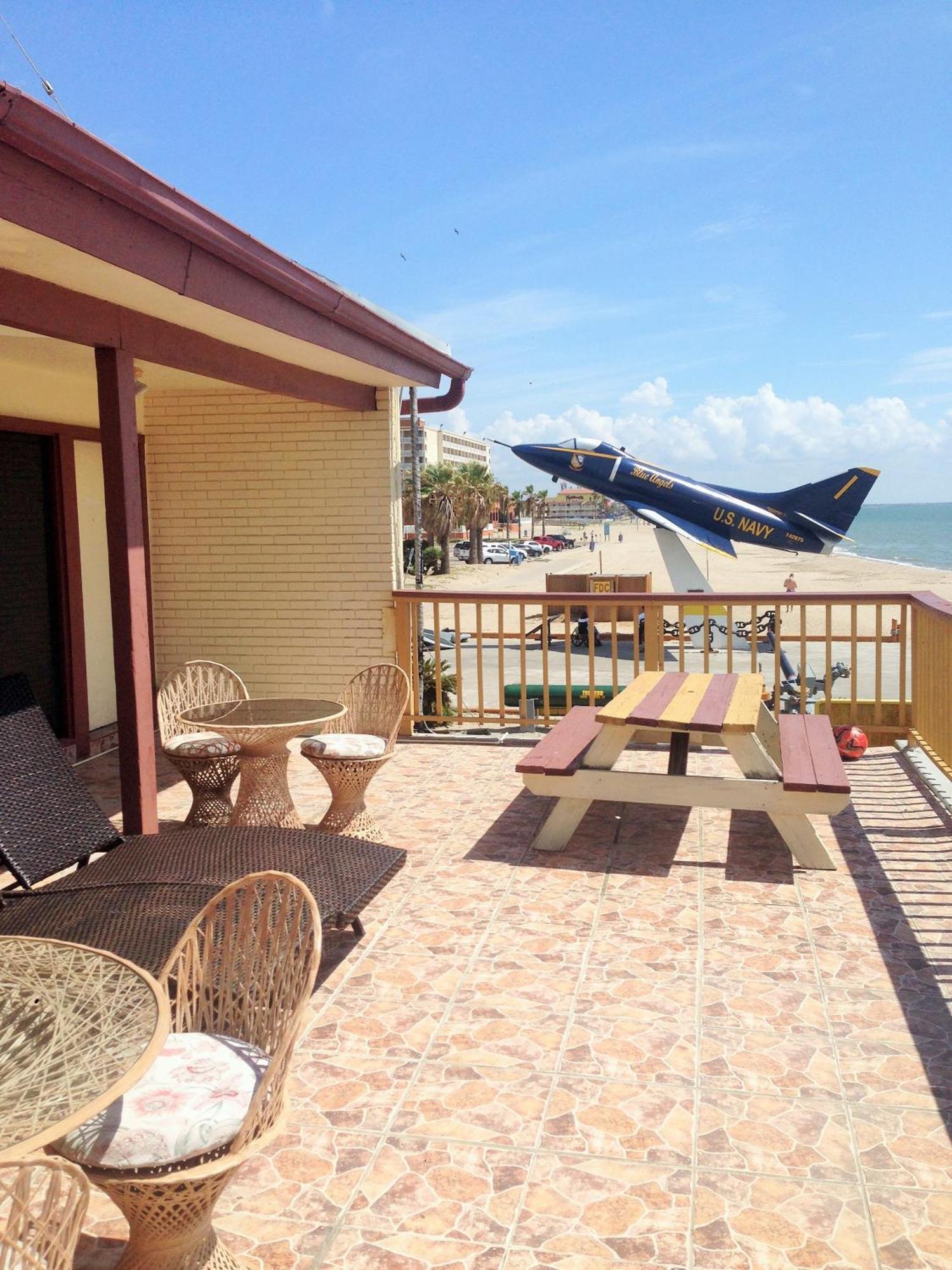 Capri Beach Hotel คอร์ปัสคริสตี ภายนอก รูปภาพ